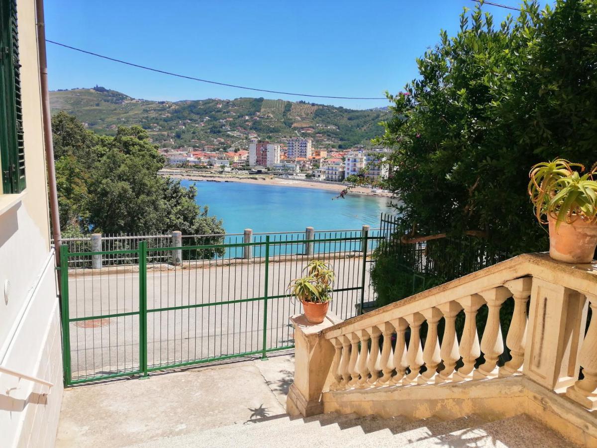 Panoramic Apartments In Villa In Center "The Beach And The Cliff" 1 Agropoli Ngoại thất bức ảnh