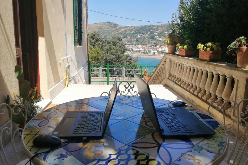 Panoramic Apartments In Villa In Center "The Beach And The Cliff" 1 Agropoli Ngoại thất bức ảnh