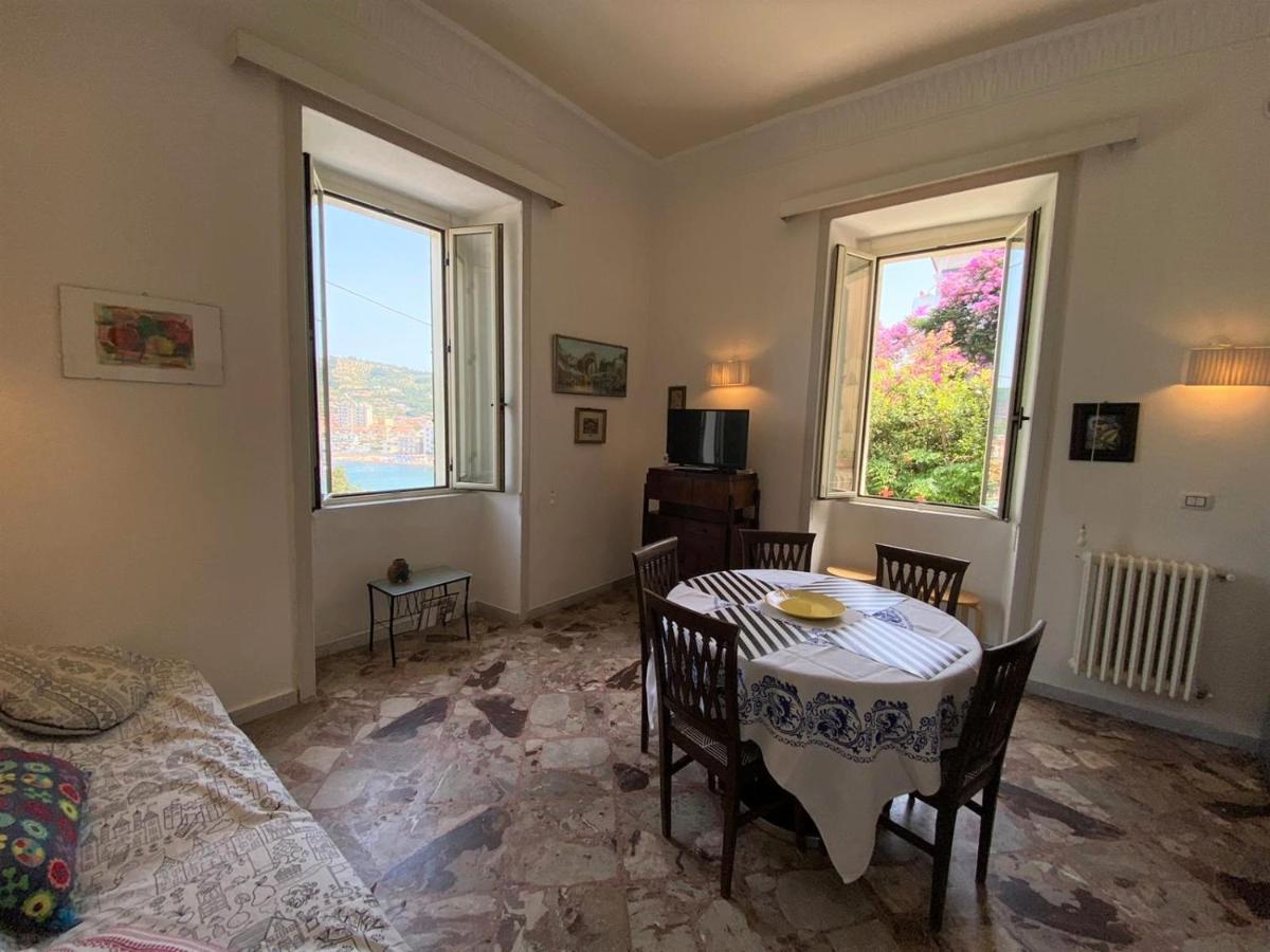 Panoramic Apartments In Villa In Center "The Beach And The Cliff" 1 Agropoli Ngoại thất bức ảnh
